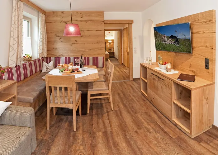 Schoene Aussicht Apartmán Tux